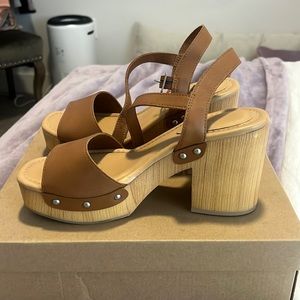 Target (Universal Threads) Wedges